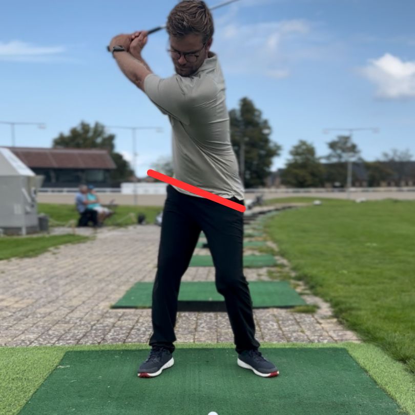 This Golf Swing Tips for Beginners will make you golf swing fell so much better: Turn Your Hips in the Backswing